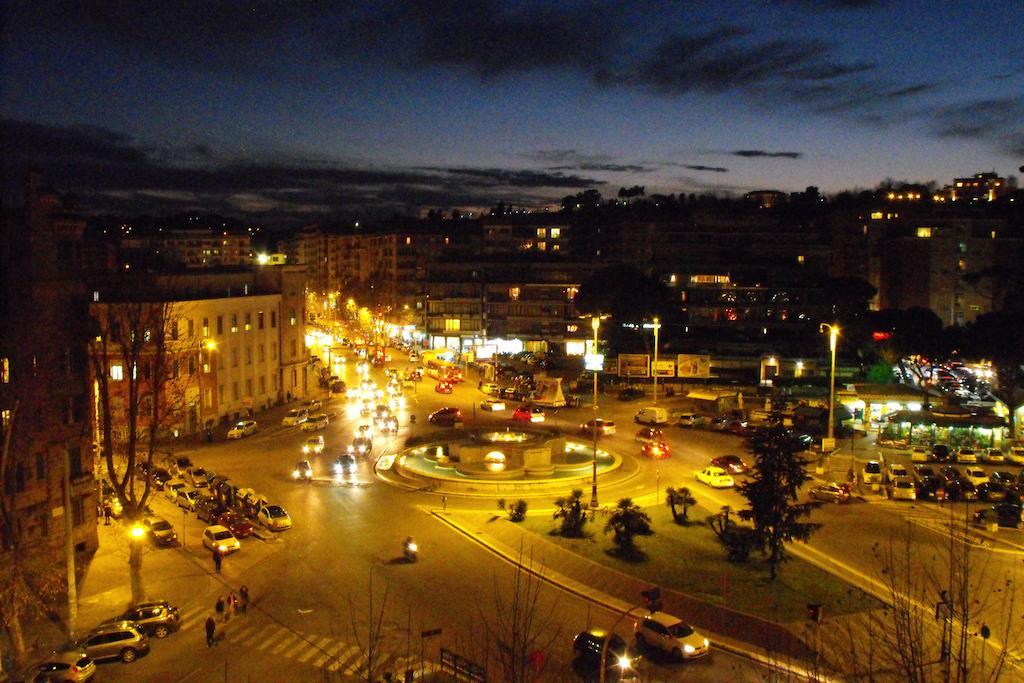 St.Peter Withlove روما الغرفة الصورة
